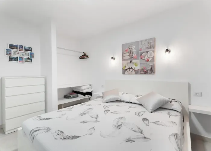 Sunny Halley El Médano